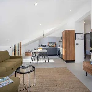 Oleander Urban Suites, High-speed Internet, Beach At 250, Pet Friendly Trogir